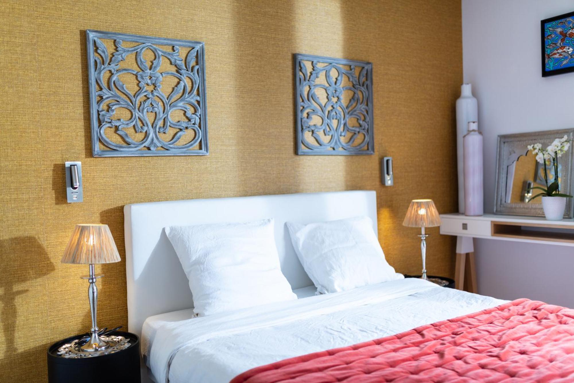 Escapades Lointaines Bed & Breakfast Perpignan Exterior photo